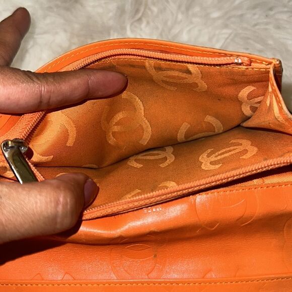 Chanel Cambon Wallet - Picture 13 of 14